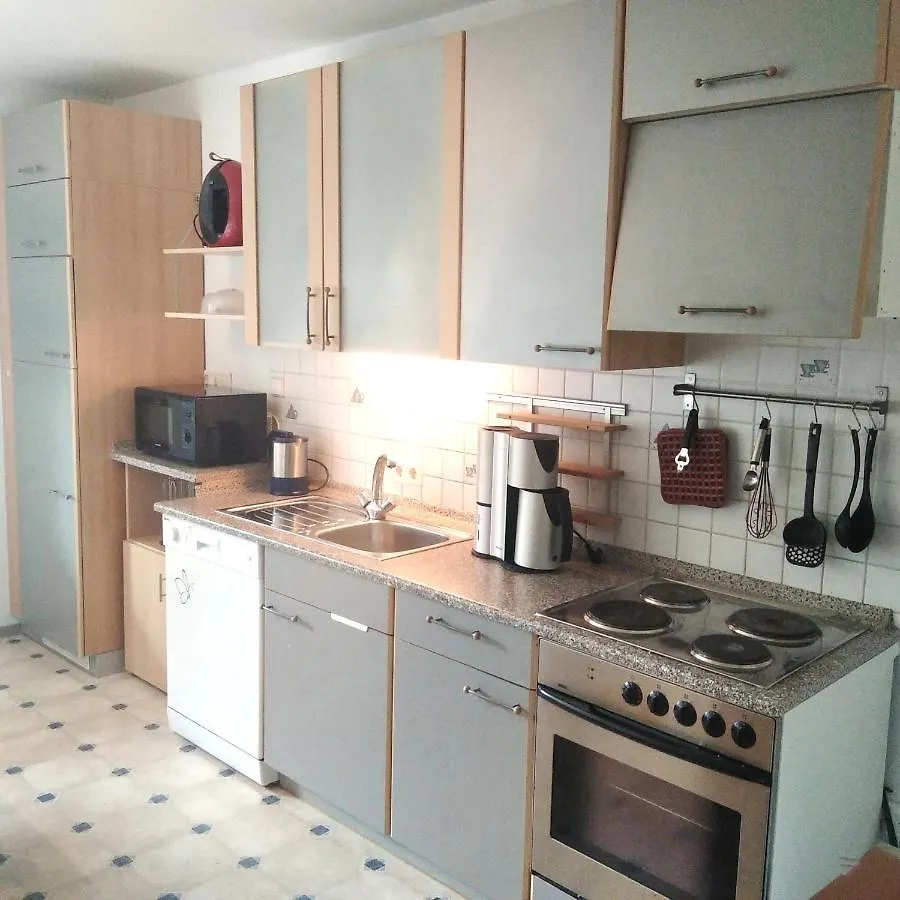 Emyda' S Tropical Home At Goldsteig Trail Wiesau Apartment